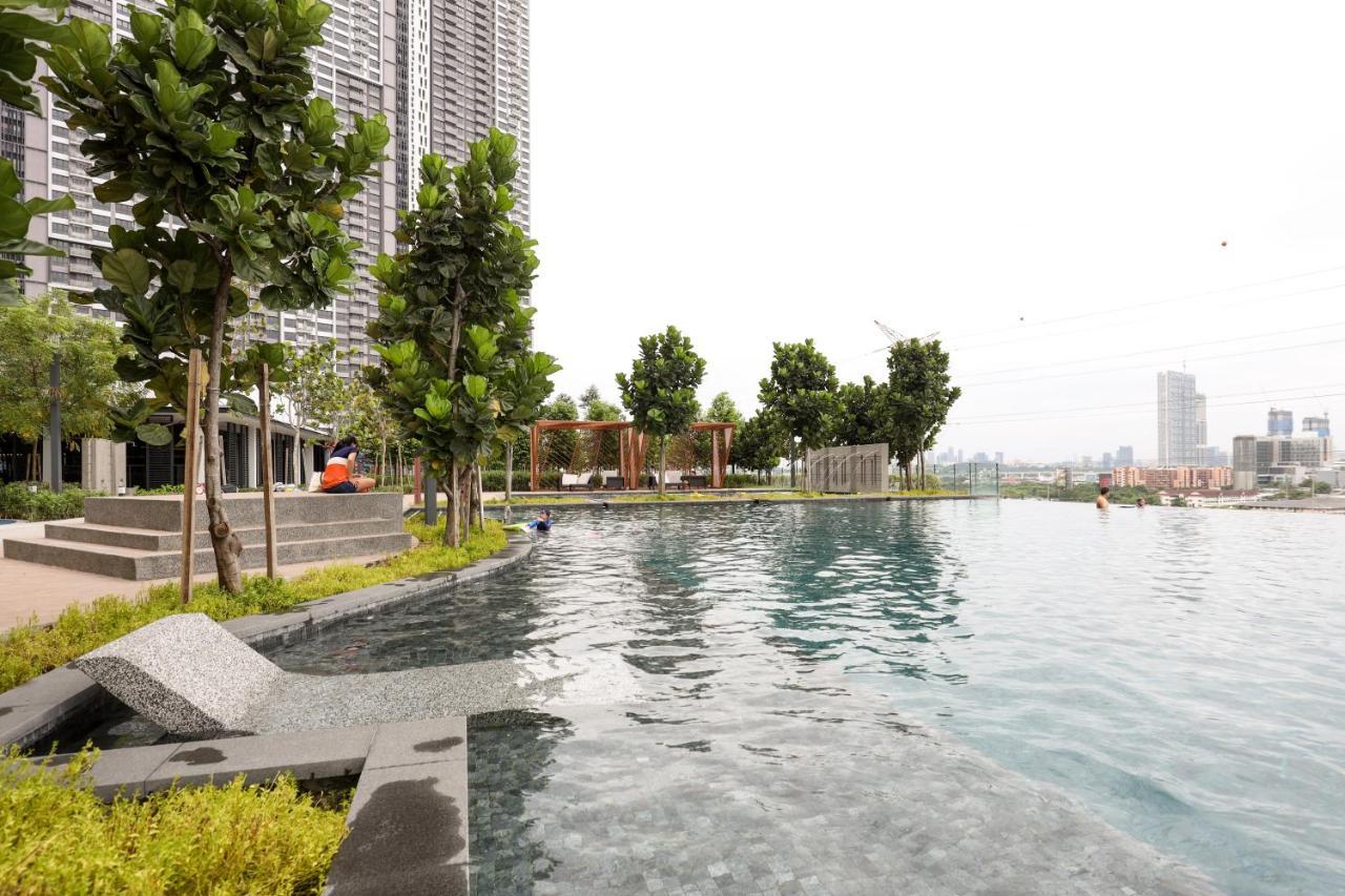 Pangsapuri Lovely 3-bedroom W Pool 7 Pax - Jalan Cheras *