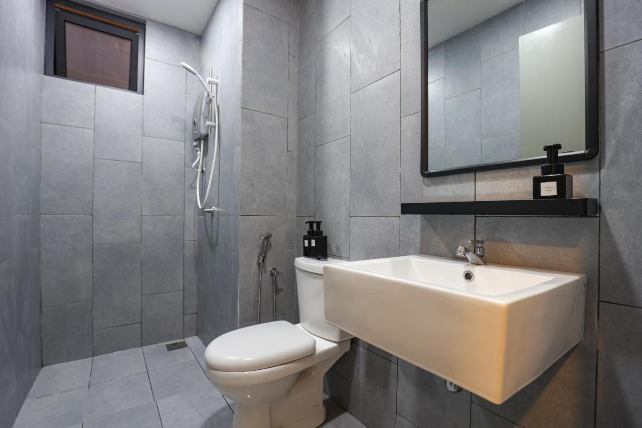 Pangsapuri Lovely 3-bedroom W Pool 7 Pax - Jalan Cheras *