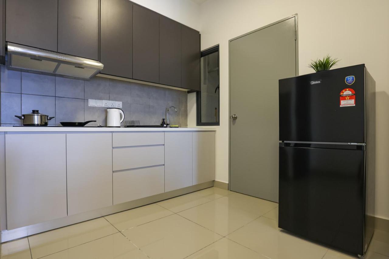 Pangsapuri Lovely 3-bedroom W Pool 7 Pax - Jalan Cheras